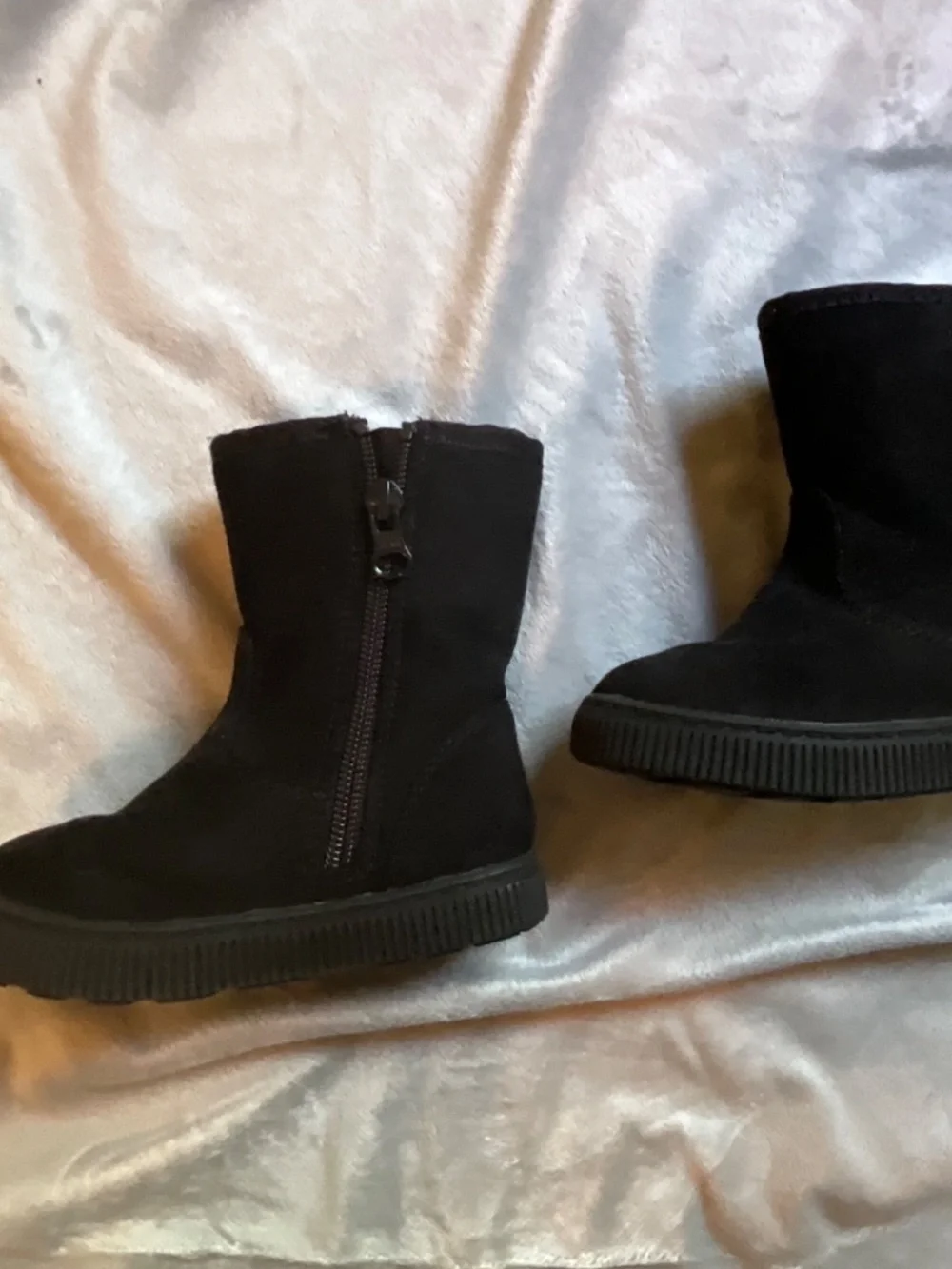 Girls Boots - Black Size 6